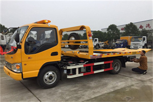 萝北哪里有拖车服务